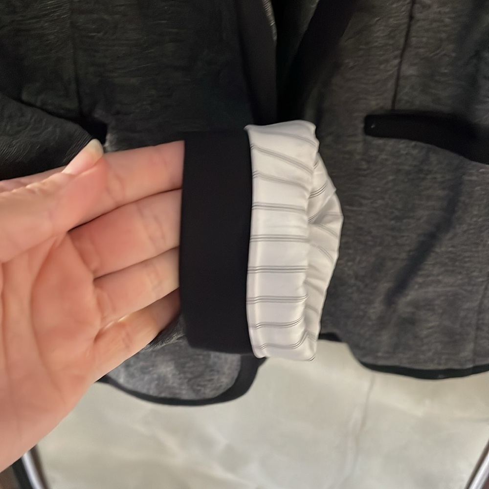 Express blazer - Picture 3 of 3